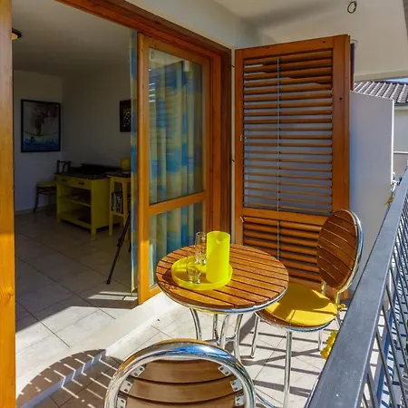 Loncaric Apartamento
