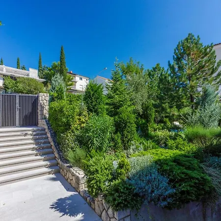 Apartment Loncaric