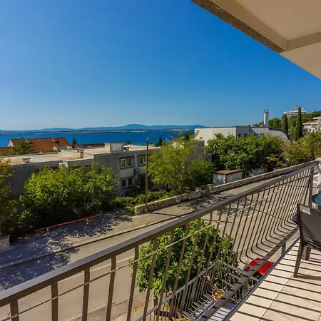 Loncaric * Crikvenica