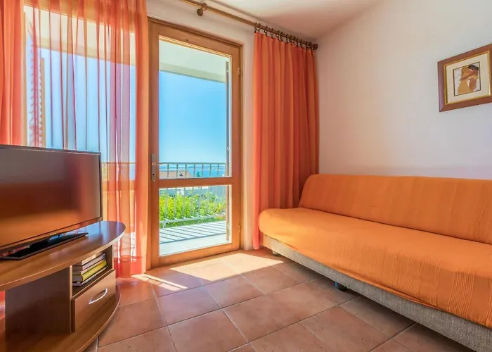 Loncaric * Crikvenica