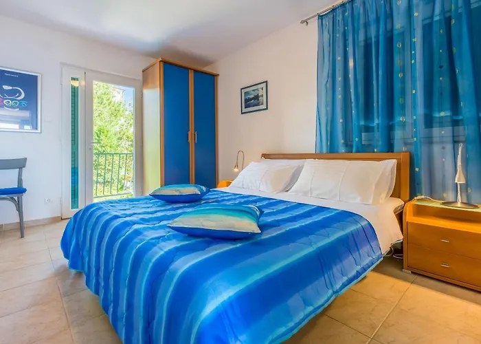 Loncaric Apartman *